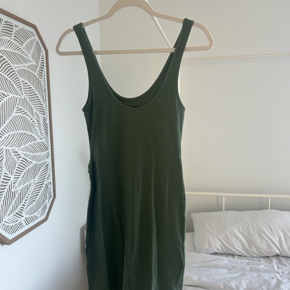 Zara side tie green ribbed tank dress - Picture 2 of 4